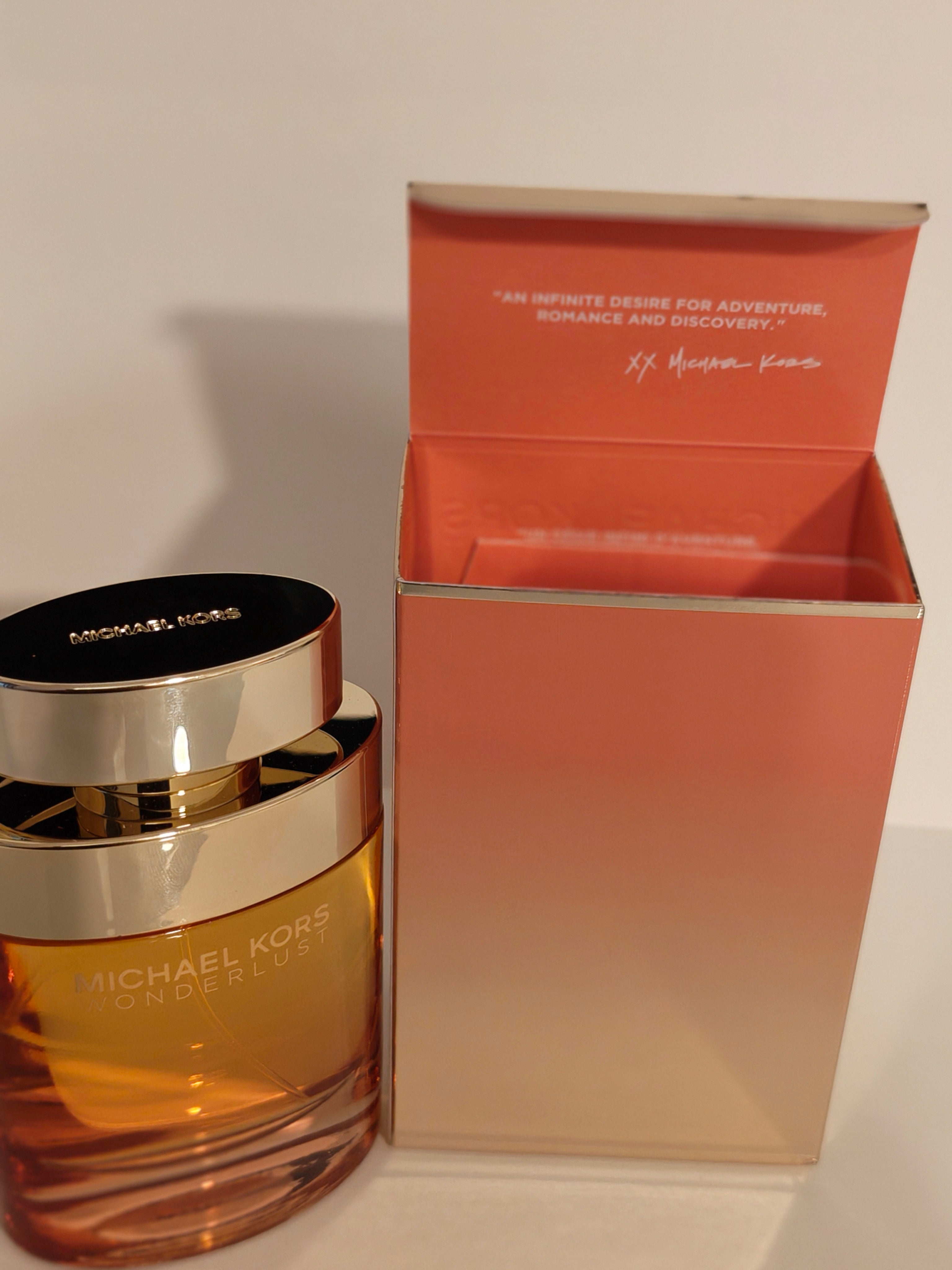 Michael Kors Wonderlust Eau de Parfum for Women – 3.4 oz / 100 ml