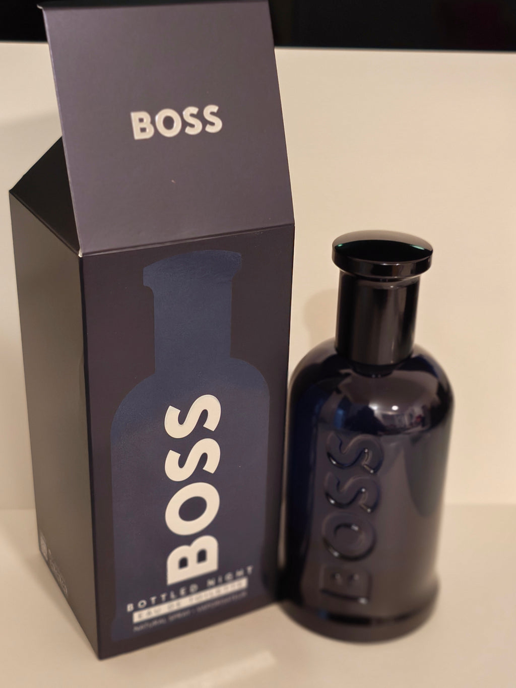 BOSS Bottled Night Eau de Toilette for Men – 6.7 oz / 200 ml EDT Spray